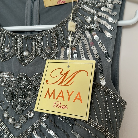 Maya petite grey dress - Picture 2 of 4